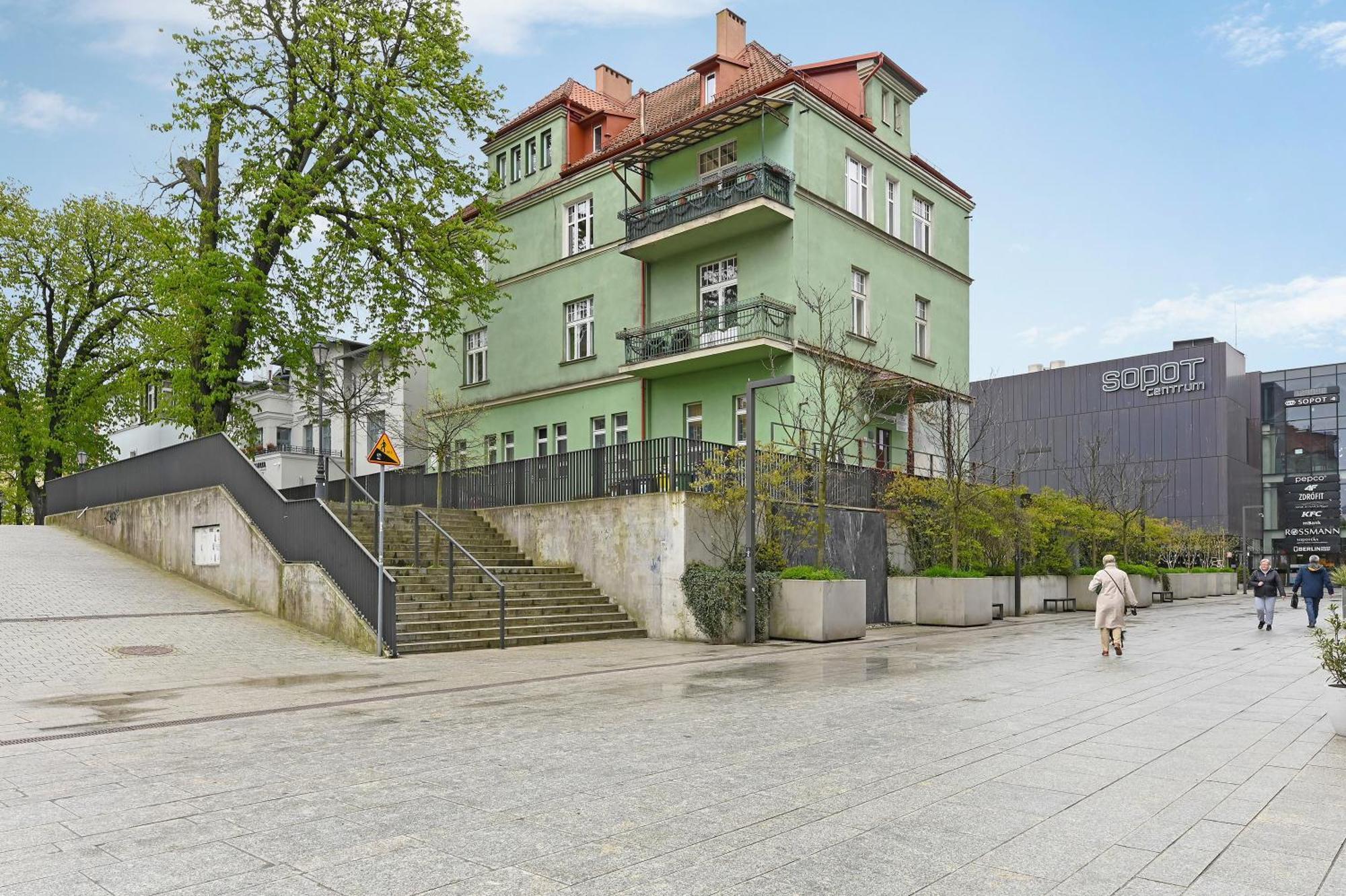Luxandjoy Sopot